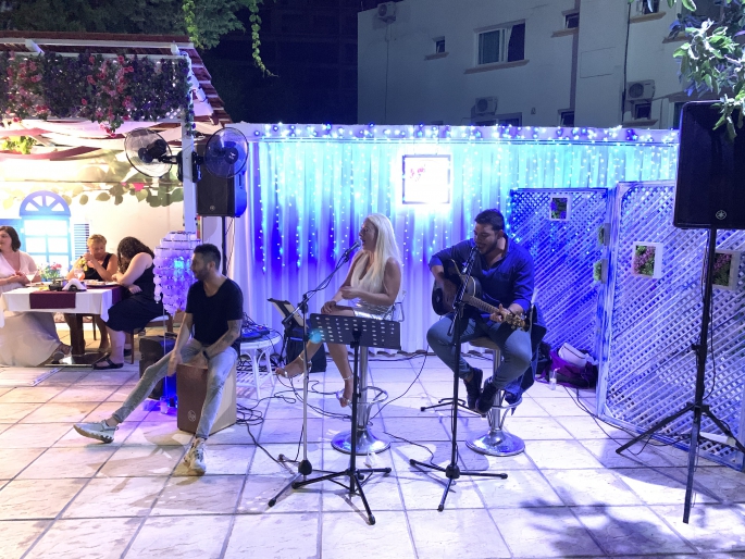 Sammy’s Otel İpek Amber İle kulakların pasını sildi