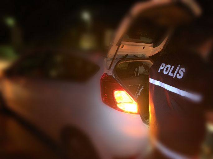 Güzelyurt Mevlevi yolunda akşam yapılan denetlemede Üzerinde uyuşturucu bulunan zanlıya 3 gün tutukluluk