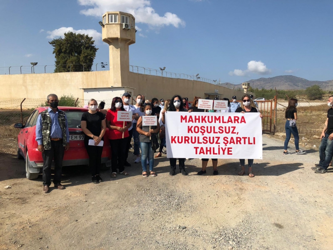 Merkezi cezaevinde eylem gerçekleşti. Aileler hassas davranarak taşkınlık yapmadan basın bildirileri ardından ayrıldı