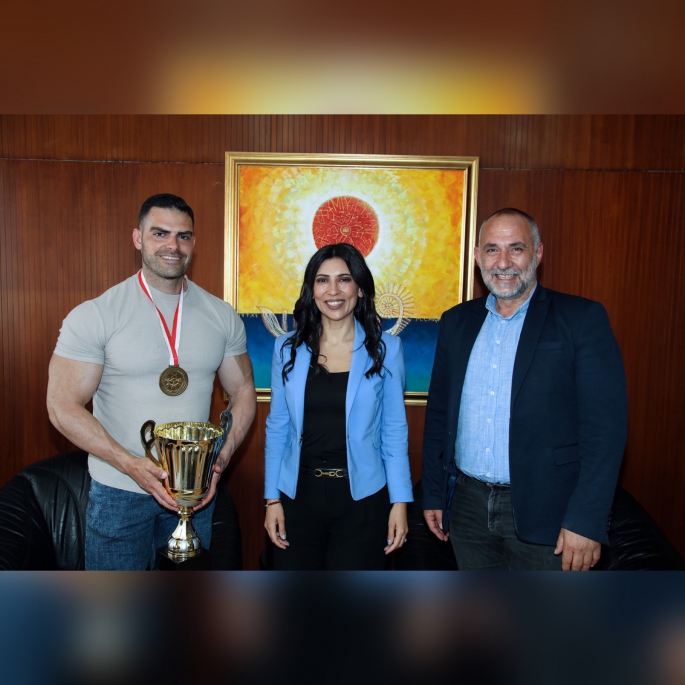 ÖZDENEFE, HALTER VE VÜCUT GELİŞTİRME SPORCUSU ÖZKARAM’I KABUL ETTİ