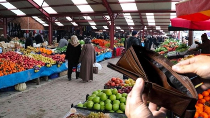 31 AĞUSTOS 2022 İTİBARİ İLE 4 KİŞİLİK BİR AİLENİN AÇLIK SINIRI 9675 TL