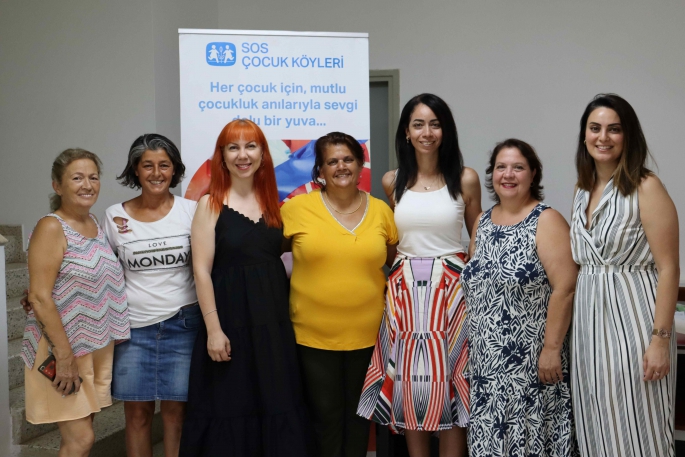 Sos Çocukköyü Derneği’nden Şefkatli ve Bağlanma Temelli Ebeveynlik sertifikası