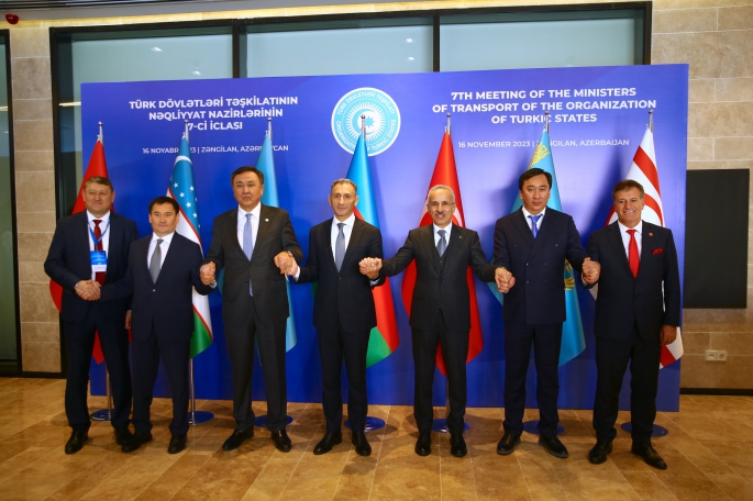 Bayındırlık ve Ulaştırma Bakanı Arıklı, TDT’nin Ulaştırmadan Sorumlu Bakanlar Toplantısı’nda konuştu