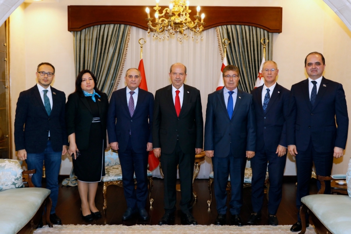 Cumhurbaşkanı Tatar, Yeni Azerbaycan Partisi Genel Başkanvekili, Merkez Yürütme Kurulu Başkanı Budagov ve beraberindeki heyeti kabul etti