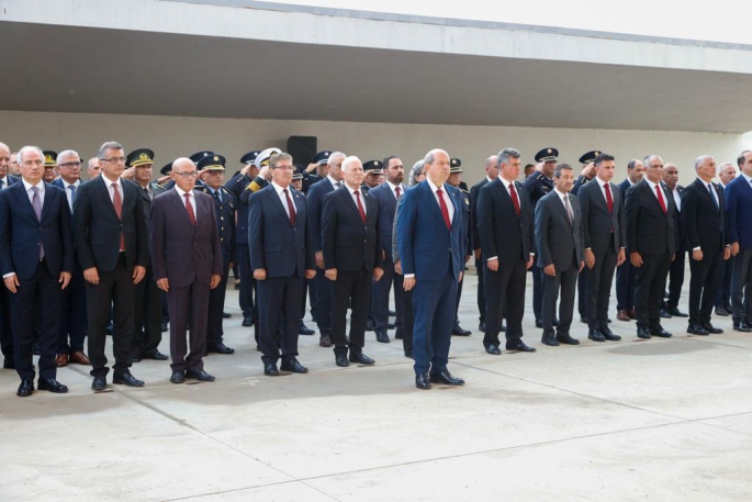KKTC 40 yaşında...Kurucu Cumhurbaşkanı Denktaş'ın anıt mezarında tören düzenlendi