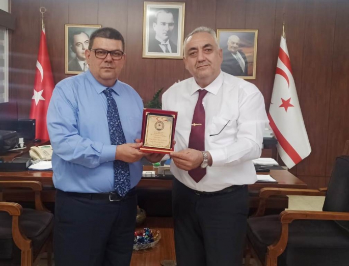 Maliye Bakanı Berova, KKTC Ehlibeyt Kültür ve Dayanışma Derneği heyetini kabul etti