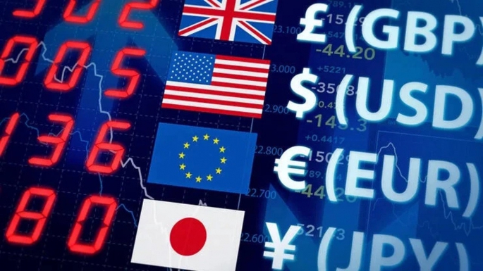 Sterlin 36.92 TL, euro 31.95 TL, dolar 29,08 TL’den işlem görüyor