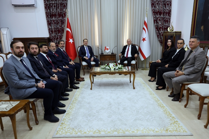 Töre, Yeniden Refah Partisi Genel Başkanı Erbakan’ı kabul etti