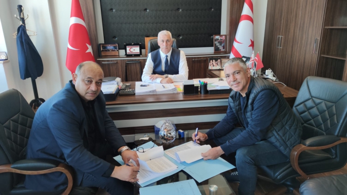 Vadili Küçük Esnaf Sanayi Sitesi’nin su sorununun çözümüne yönelik sözleşme imzalandı