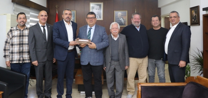 Maliye Bakanı Berova Kamu-İş İcra Kurulu üyelerini kabul etti