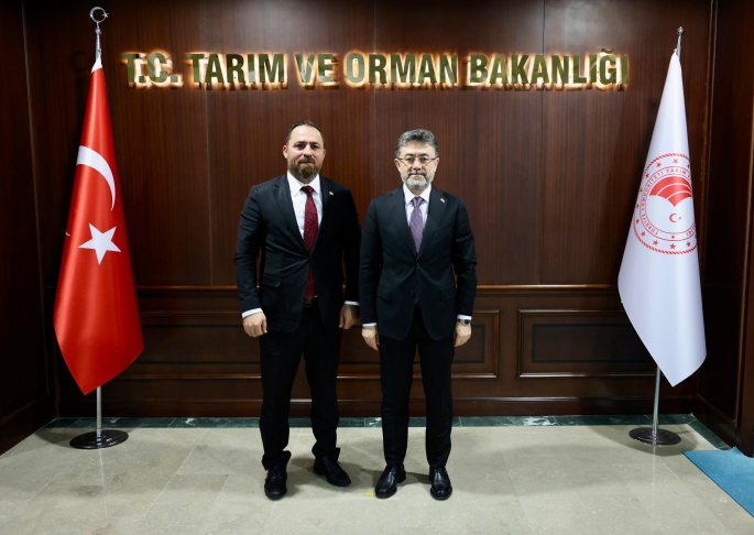 Tarım Bakanı Çavuş, mevkidaşı Yumaklı ile görüştü