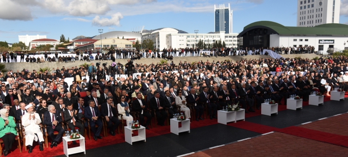 Üstel: “Bugün Kıbrıs Türkü’nün neler yapabileceğine şahitlik ediyoruz”