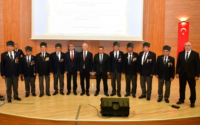 Töre, Ahi Evran Üniversitesinde “Dünden Bugüne Kıbrıs Türklerinin Haklı Mücadelesi” başlıklı konferans verdi