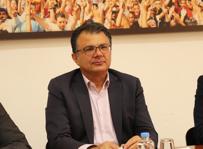 Akansoy:Adanın iki yanında da katılaşmış statükoyu sarsacak adımlar atmak önemli