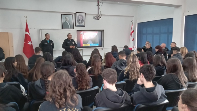 Deprem farkındalık seminerleri düzenleniyor