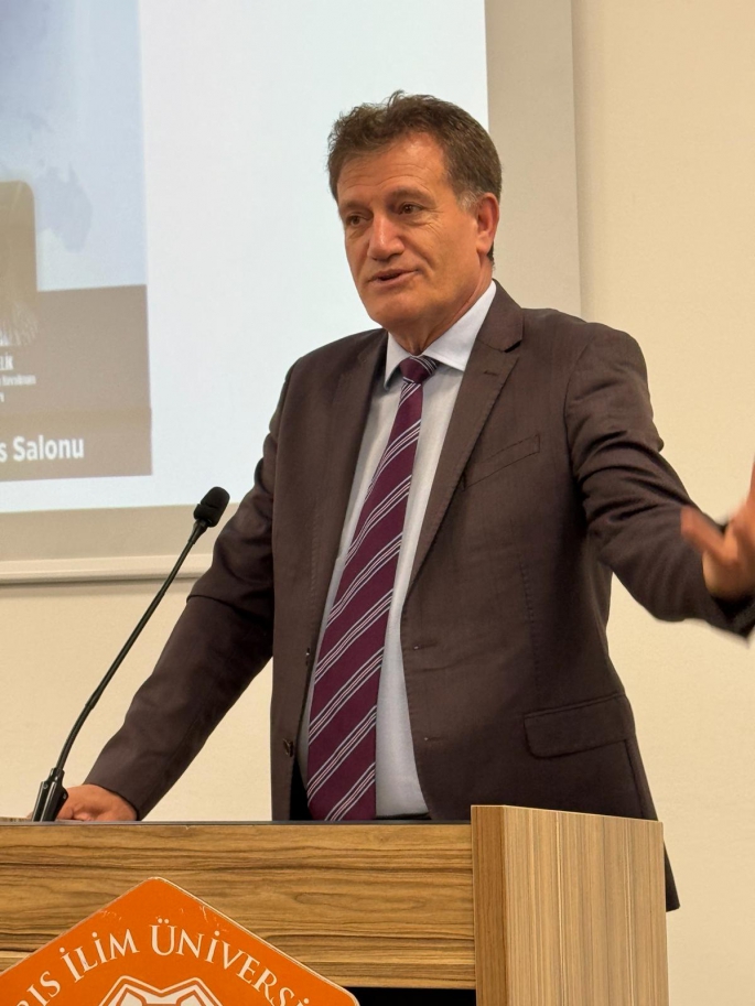 Arıklı: “Havacılık alanındaki en önemli projemiz Ercan Havalimanı'dır”