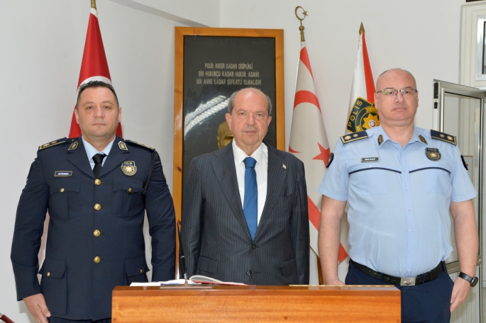 Cumhurbaşkanı Tatar, Girne Polis Müdürlüğü’nü ziyaret etti