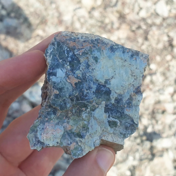 Kıbrıs’ta bulunan boninit kaya parçaları Merkür’ün yüzey kayalarıyla aynı bileşime sahip