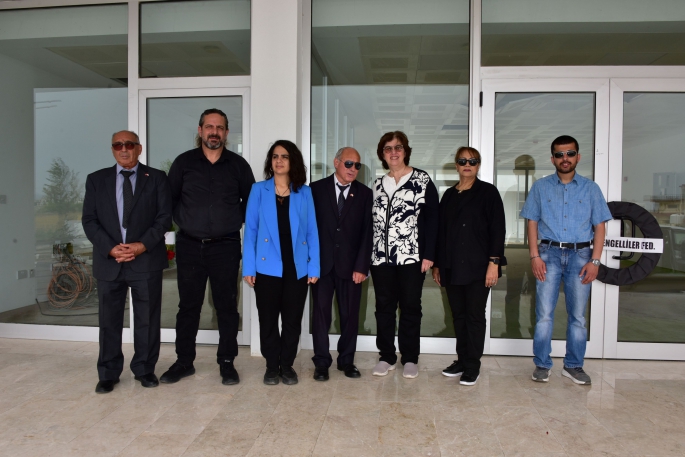 10-16 Mayıs Engelliler Haftası… Engelsiz Yaşam Evi’ne siyah çelenk bırakıldı, basın toplantısı düzenlendi