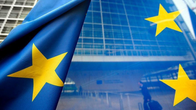 AB'den Türkiye'deki Suriyeliler ve ev sahibi topluluklara 1 milyar euroluk destek taahhüdü