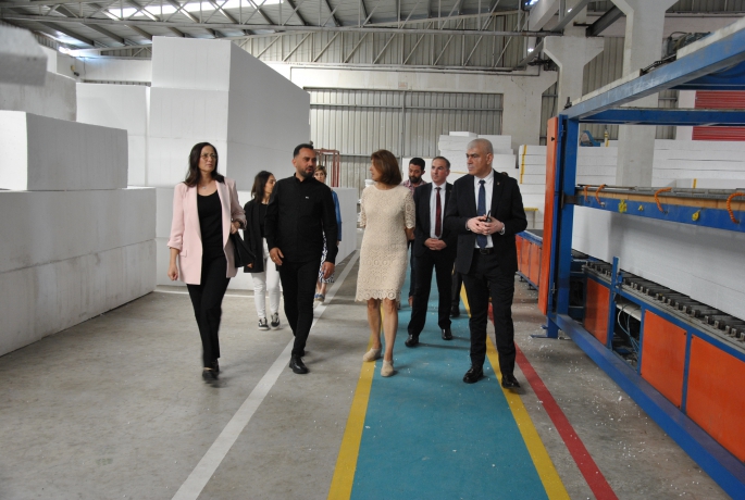 Holguín, Kıbrıs Türk Sanayi Odası ve Veli’s Ltd.yi ziyaret etti
