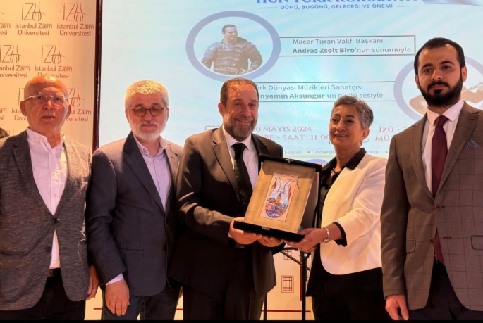 Serdar Denktaş, Hun Türk Kurultayı’na katıldı