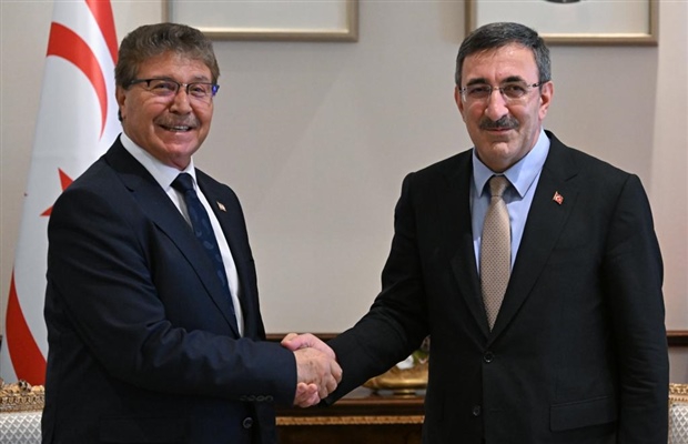 Başbakan Üstel Ankara’ya gidiyor