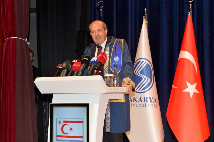 Cumhurbaşkanı Tatar ülkeye döndü