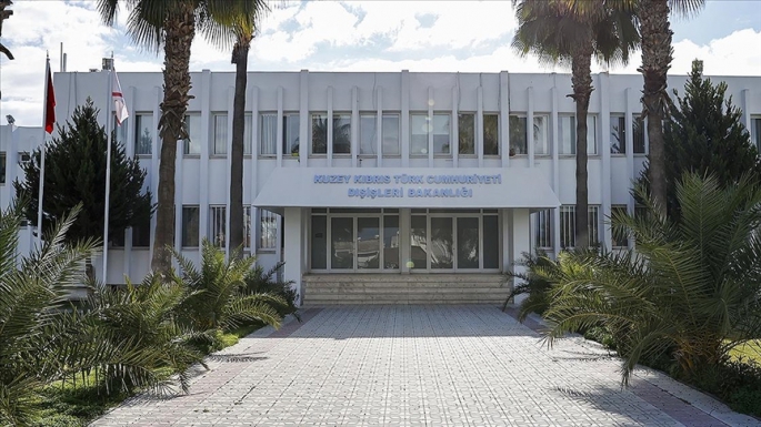 Dışişleri Bakanlığı, Ankara’daki Büyükelçilik çalışanlarının grev oylamasına gidecekleri iddialarının gerçeği yansıtmadığını belirtti