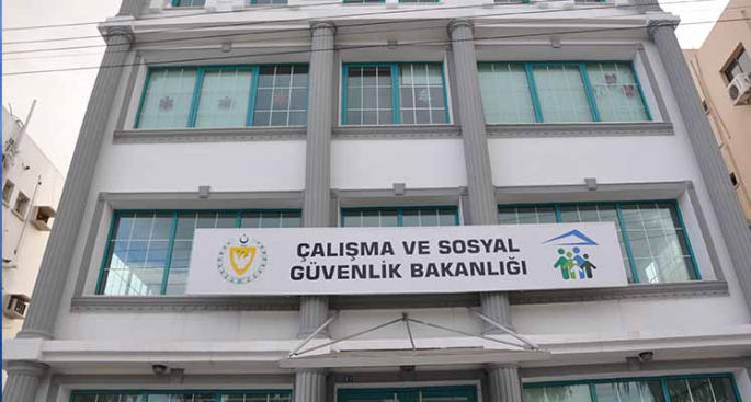Yarın ve cuma günü 12:00 -16:00 arası dışarıda, açıkta (güneş altında) çalışma yapılması yasaklandı