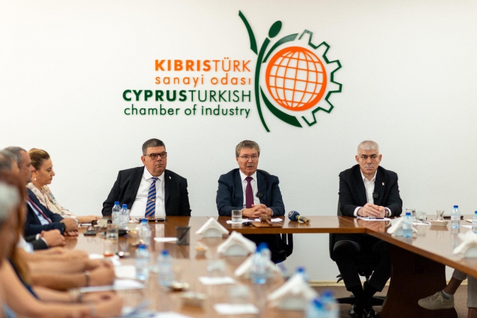Başbakan Üstel, Sanayi Odası'nı ziyaret etti