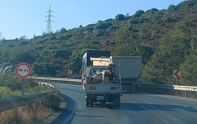 Dağ yolunda tehlikeli araç kullanan sürücüye para ve puan cezası