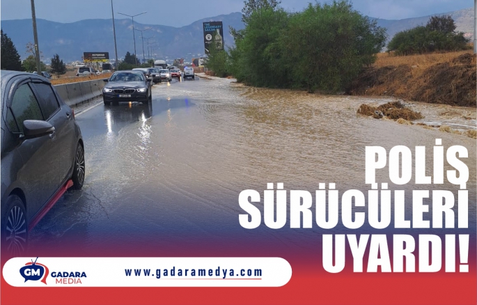 Girne-Lefkoşa ana yolunda trafik biriken yağmur suları nedeniyle tek şeritten sağlanıyor