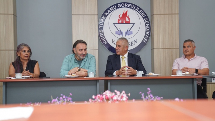 Taçoy, KAMUSEN’i ziyaret etti:“Diyalog hepimizin çıkarınadır”