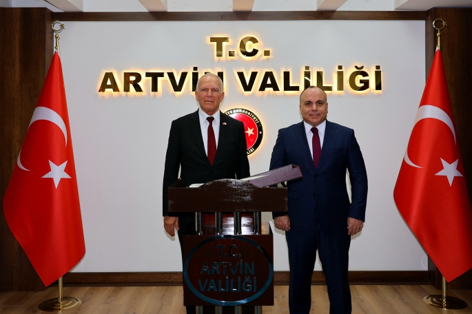 Töre, Artvin’de...