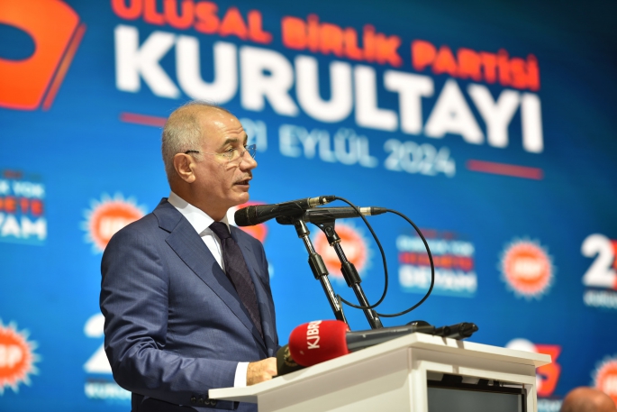 UBP Kurultayında Yeni Azerbaycan Partisi Dış İlişkiler Başkanı ve AKP Genel Başkan Vekili konuştu