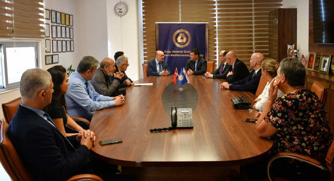 Ankara Hacı Bayram Veli Üniversitesi Rektör Vekili Prof. Dr. Metin Orbay, DAÜ Rektörü Prof. Dr. Hasan Kılıç’ı ziyaret etti
