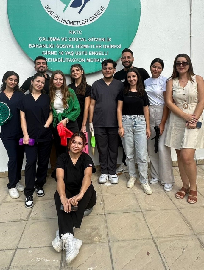 GAÜ Fizyoterapi ve Rehabilitasyon öğrencileri, “Keep Moving Project" ile engellilere destek veriyor