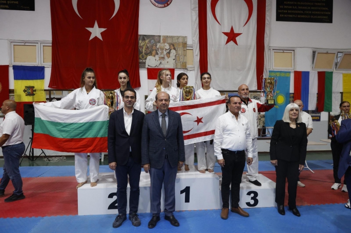 Tatar, KKTC WTF Taekwondo Şampiyonası 2024 ve WBMF Renkli Kuşaklar Şampiyonalarının ödül törenine katıldı