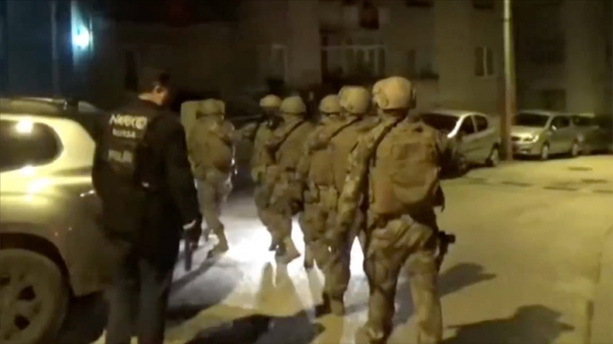 Türkiye'de Çember-23" operasyonlarında aranan 4 bin 139 kişi yakalandı
