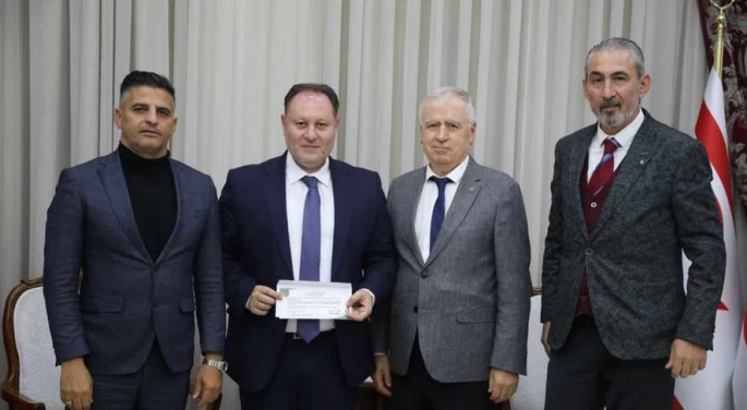 Öztürkler, Çanakkale Kepez Spor ile Lapta Türk Birliği Spor Kulübü arasındaki dostluk maçına davet edildi