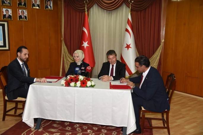 Başbakan Üstel, Göktaş ile görüştü