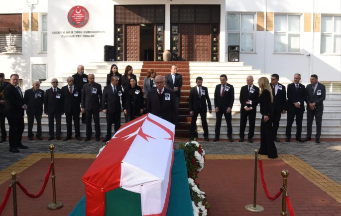Hayatını kaybeden Cumhuriyet Meclisi eski Başkan Yardımcısı ve milletvekili Sait Güven için Meclis bahçesinde tören düzenlendi