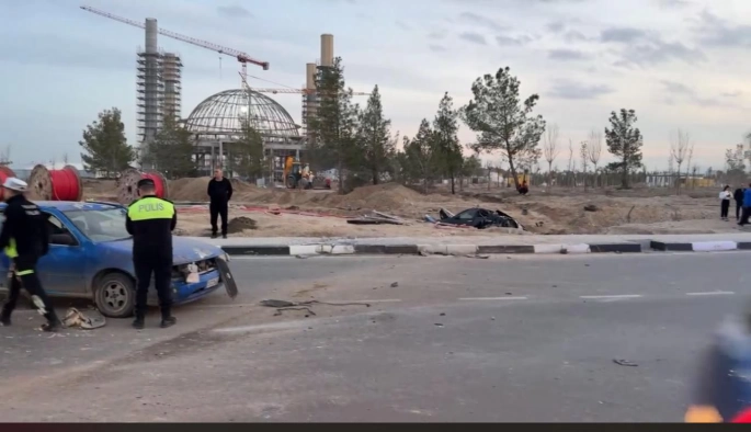 Lefkoşa’da kaza…3 kişi yaralandı