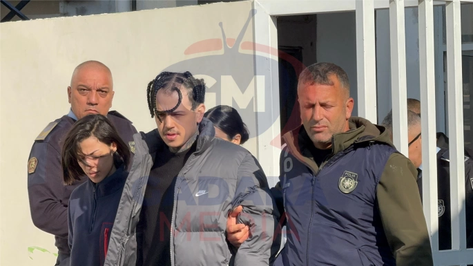 RAPÇİ RECKOL VE KIZ ARKADAŞI 20 GÜN CEZAEVİNDE BEKLEYECEK