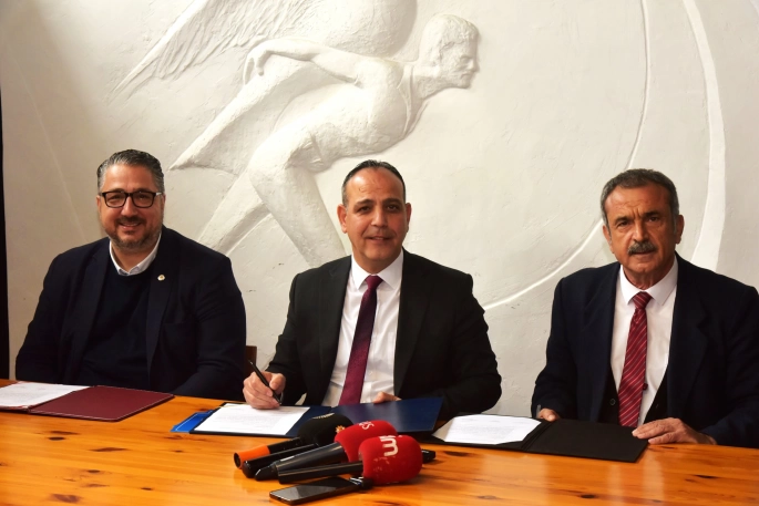 21. Kıbrıs Tiyatro Festivali için üç belediyeden ortak protokol