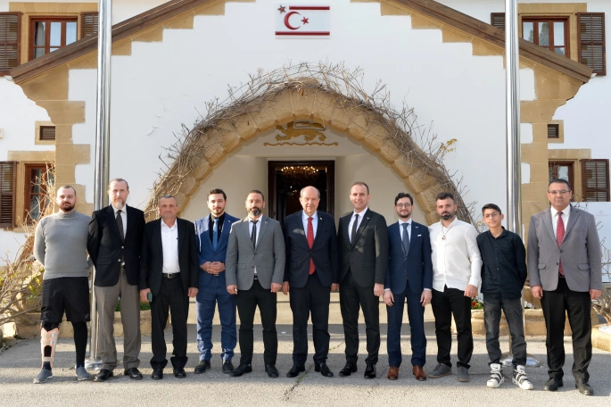 Cumhurbaşkanı Tatar, Türkiye Geleneksel Türk Okçuluk Federasyonu heyetini kabul etti