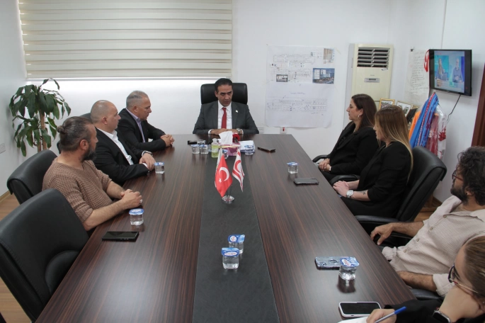 Bay-Sen, Gardiyanoğlu ve Erhürman'ı ziyaret etti