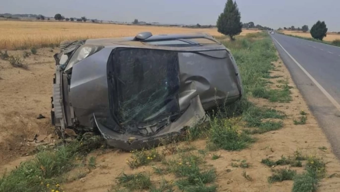 Gaziköy-Ercan yolundaki trafik kazası hasarla atlatıldı