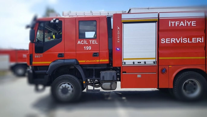 Girne’de yangın… Dumandan etkilenen bir kişi hastaneye kaldırıldı